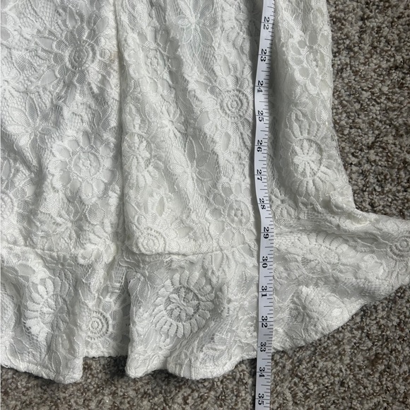 NWT Hello Molly White Sheath Mini Dress V-Neck Flutter Lace Bachelorette Bridal - Picture 14 of 14